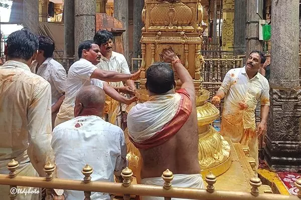 Sri Padmavathi Ammavari Pavitrotsavams: సెప్టెంబరు 24 నుంచి 26 వరకు తిరుచానూరు శ్రీ పద్మావతి అమ్మవారి పవిత్రోత్సవాలు Sri Padmavathi Ammavari Pavitrotsavams: సెప్టెంబరు 24 నుంచి 26 వరకు తిరుచానూరు శ్రీ పద్మావతి అమ్మవారి పవిత్రోత్సవాలు