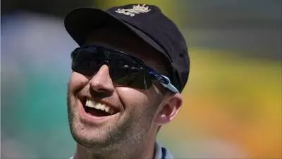 Mark Wood: అంతర్జాతీయ క్రికెట్కు మార్క్ వుడ్ రిటైర్మెంట్! Mark Wood: అంతర్జాతీయ క్రికెట్కు మార్క్ వుడ్ రిటైర్మెంట్!