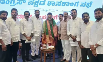 Telangana Ministers: జూరాలకు నీరు విడుదల చేయాలని కర్ణాటక సీఎంకు తెలంగాణ మంత్రుల వినతి