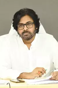 Deputy CM Pawan Kalyan: కాకినాడలో భారీ వర్షాలపై డిప్యూటీ సీఎం పవన్ కళ్యాణ్ సమీక్ష – అప్రమత్తంగా ఉండాలని ఆదేశాలు Deputy CM Pawan Kalyan: కాకినాడలో భారీ వర్షాలపై డిప్యూటీ సీఎం పవన్ కళ్యాణ్ సమీక్ష – అప్రమత్తంగా ఉండాలని ఆదేశాలు