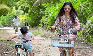 Yash: కుటుంబంతో వెకేషన్‌లో యశ్.. బీచ్‌లో భార్య రాధిక పండిట్ ఫొటోలు వైరల్