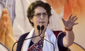 Priyanka Gandhi Vadra: ఎన్నికల కమిషన్ వివాదం: సీఈసీ జ్ఞానేశ్ కుమార్పై నేరపరమైన చర్యలు తీసుకోవాలని ప్రియాంక గాంధీ వాద్రా డిమాండ్ Priyanka Gandhi Vadra: ఎన్నికల కమిషన్ వివాదం: సీఈసీ జ్ఞానేశ్ కుమార్పై నేరపరమైన చర్యలు తీసుకోవాలని ప్రియాంక గాంధీ వాద్రా డిమాండ్