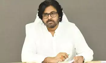 Deputy CM Pawan Kalyan: కాకినాడలో భారీ వర్షాలపై డిప్యూటీ సీఎం పవన్ కళ్యాణ్ సమీక్ష – అప్రమత్తంగా ఉండాలని ఆదేశాలు