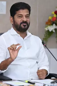 CM Revanth Reddy: ముఖ్యమంత్రి రేవంత్రెడ్డికి ప్రతిష్ఠాత్మక ‘ఆర్యదాన్ ముహమ్మద్’ అవార్డు CM Revanth Reddy: ముఖ్యమంత్రి రేవంత్రెడ్డికి ప్రతిష్ఠాత్మక ‘ఆర్యదాన్ ముహమ్మద్’ అవార్డు