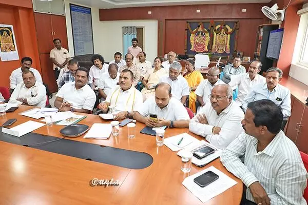 Karthika Brahmotsavams: డిసెంబర్ 5 నుంచి 14 వరకు తిరుచానూరు శ్రీ పద్మావతి అమ్మవారి కార్తీక బ్రహ్మోత్సవాలు Karthika Brahmotsavams: డిసెంబర్ 5 నుంచి 14 వరకు తిరుచానూరు శ్రీ పద్మావతి అమ్మవారి కార్తీక బ్రహ్మోత్సవాలు