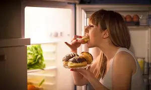 Hungry Again Right After Eating: తిన్న వెంటనే మళ్లీ ఆకలి వేస్తోందా? అయితే ఈ ఆరోగ్య సమస్యలే కారణం..