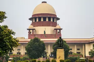 Supreme Court: సీఈసీ జ్ఞానేశ్ కుమార్పై దర్యాప్తు, విచారణ జరపాలని సుప్రీంకోర్టులో పిటిషన్ Supreme Court: సీఈసీ జ్ఞానేశ్ కుమార్పై దర్యాప్తు, విచారణ జరపాలని సుప్రీంకోర్టులో పిటిషన్