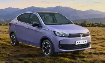 Tata Aeris: మారుతి డిజైర్కు గట్టి పోటీ ఇచ్చేలా కొత్త టాటా ఏరిస్ సేడాన్ విడుదల.. ఫీచర్లు అదుర్స్! Tata Aeris: మారుతి డిజైర్కు గట్టి పోటీ ఇచ్చేలా కొత్త టాటా ఏరిస్ సేడాన్ విడుదల.. ఫీచర్లు అదుర్స్!