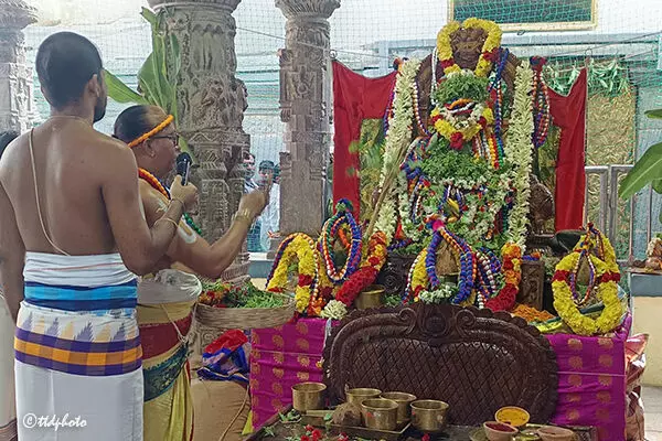 Devuni Kadapa: దేవుని కడపలో ఘనంగా ముగిసిన శ్రీ లక్ష్మీ వేంకటేశ్వరస్వామివారి పవిత్రోత్సవాలు Devuni Kadapa: దేవుని కడపలో ఘనంగా ముగిసిన శ్రీ లక్ష్మీ వేంకటేశ్వరస్వామివారి పవిత్రోత్సవాలు