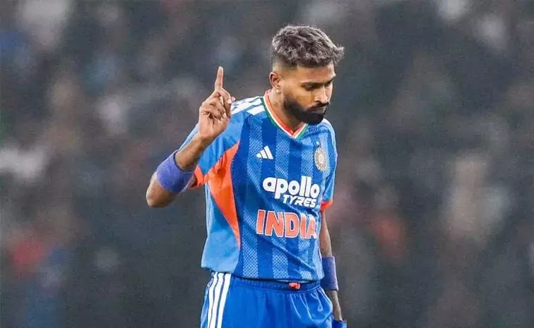 Hardik Pandya: హార్దిక్ పాండ్యాకు మళ్లీ గాయం.. న్యూజిలాండ్ సిరీస్పై సందేహాలు Hardik Pandya: హార్దిక్ పాండ్యాకు మళ్లీ గాయం.. న్యూజిలాండ్ సిరీస్పై సందేహాలు