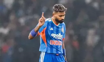 Hardik Pandya: హార్దిక్ పాండ్యాకు మళ్లీ గాయం.. న్యూజిలాండ్‌ సిరీస్‌పై సందేహాలు