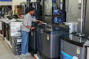 Consumer Market: సామాన్యుడికి షాక్.. త్వరలో భారీగా పెరగనున్న ఏసీ, ఫ్రీజ్ ల ధరలు Consumer Market: సామాన్యుడికి షాక్.. త్వరలో భారీగా పెరగనున్న ఏసీ, ఫ్రీజ్ ల ధరలు