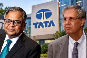 Tata Motors: టాటా గ్రూప్లో పెను కలకలం.. నోయల్ టాటా వర్సెస్ ఎన్ చంద్రశేఖరన్ మధ్య నలుగుతున్న కంపెనీలు! Tata Motors: టాటా గ్రూప్లో పెను కలకలం.. నోయల్ టాటా వర్సెస్ ఎన్ చంద్రశేఖరన్ మధ్య నలుగుతున్న కంపెనీలు!