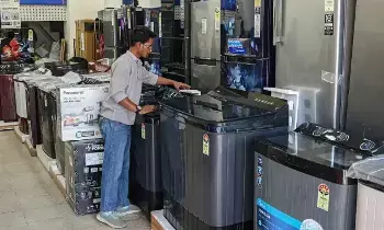Consumer Market: సామాన్యుడికి షాక్.. త్వరలో భారీగా పెరగనున్న ఏసీ, ఫ్రీజ్ ల ధరలు