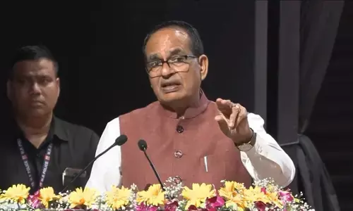 Shivraj Singh Chouhan: కర్ణాటక, మహారాష్ట్రకు కేంద్ర కరువు అంచనా బృందాలు: శివరాజ్ సింగ్ చౌహాన్ Shivraj Singh Chouhan: కర్ణాటక, మహారాష్ట్రకు కేంద్ర కరువు అంచనా బృందాలు: శివరాజ్ సింగ్ చౌహాన్