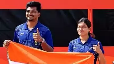 Asian Games: ఆసియా క్రీడల్లో భారత్ బంగారు బాణంహ. సౌత్ కొరియాను మట్టికరిపించి స్వర్ణం కైవసం.. 2028 ఒలింపిక్స్ బెర్త్ ఖరారు.. Asian Games: ఆసియా క్రీడల్లో భారత్ బంగారు బాణంహ. సౌత్ కొరియాను మట్టికరిపించి స్వర్ణం కైవసం.. 2028 ఒలింపిక్స్ బెర్త్ ఖరారు..
