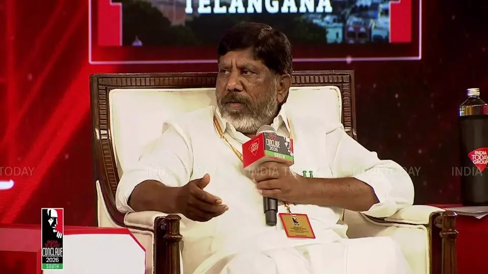 Bhatti Vikramarka: భట్టి విక్రమార్క: ఈసీ నిష్పాక్షికతను నిరూపించుకోవాలి.. సీఈసీ రాజీనామా చేయాలి Bhatti Vikramarka: భట్టి విక్రమార్క: ఈసీ నిష్పాక్షికతను నిరూపించుకోవాలి.. సీఈసీ రాజీనామా చేయాలి
