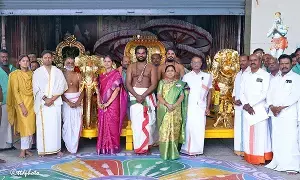 Sri Kalyana Venkateswara Swamy Temple: శ్రీ కల్యాణ వేంకటేశ్వర స్వామివారికి గజ, సింహ వాహనాల విరాళం Sri Kalyana Venkateswara Swamy Temple: శ్రీ కల్యాణ వేంకటేశ్వర స్వామివారికి గజ, సింహ వాహనాల విరాళం