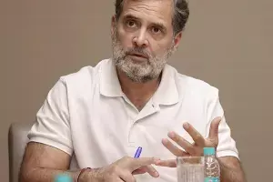 Rahul Gandhi: ఫామ్-6లో చట్టవిరుద్ధ మార్పు: ఈసీలో ఎవరు టీసీఎస్‌కు ఆదేశాలిచ్చారు? – రాహుల్ గాంధీ ప్రశ్న