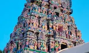Go Straight Home After Visiting a Temple: గుడి నుంచి నేరుగా ఇంటికే రావాలని పెద్దలు ఎందుకు చెబుతారు? దీని వెనుక ఉన్న అసలు రహస్యం ఇదే.. Go Straight Home After Visiting a Temple: గుడి నుంచి నేరుగా ఇంటికే రావాలని పెద్దలు ఎందుకు చెబుతారు? దీని వెనుక ఉన్న అసలు రహస్యం ఇదే..