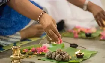 Mahalaya Paksha: మహాలయ పక్షం.. పితృదేవతలను స్మరించుకునే పవిత్ర సమయం