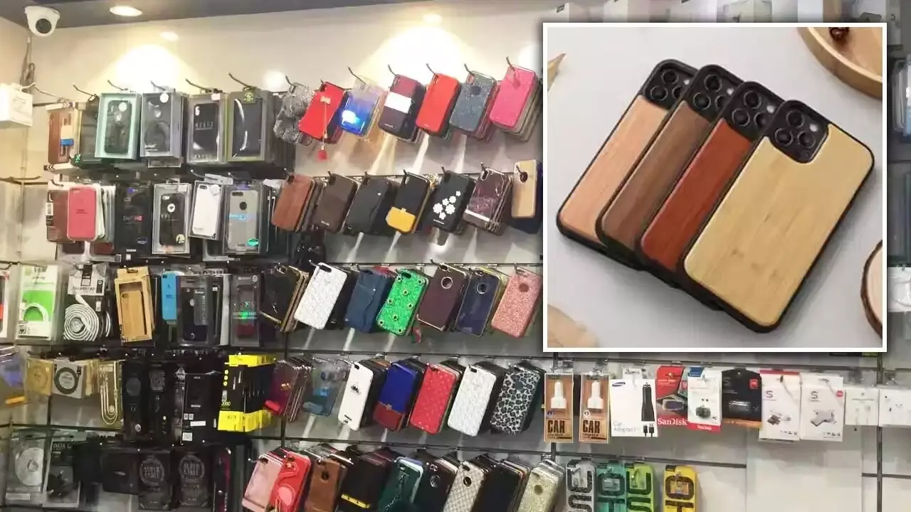 Mobile Covers: చైనా మొబైల్ కవర్లపై కేంద్ర ప్రభుత్వ కన్ను.. త్వరలో భారీ యాంటీ డంపింగ్ డ్యూటీ! Mobile Covers: చైనా మొబైల్ కవర్లపై కేంద్ర ప్రభుత్వ కన్ను.. త్వరలో భారీ యాంటీ డంపింగ్ డ్యూటీ!