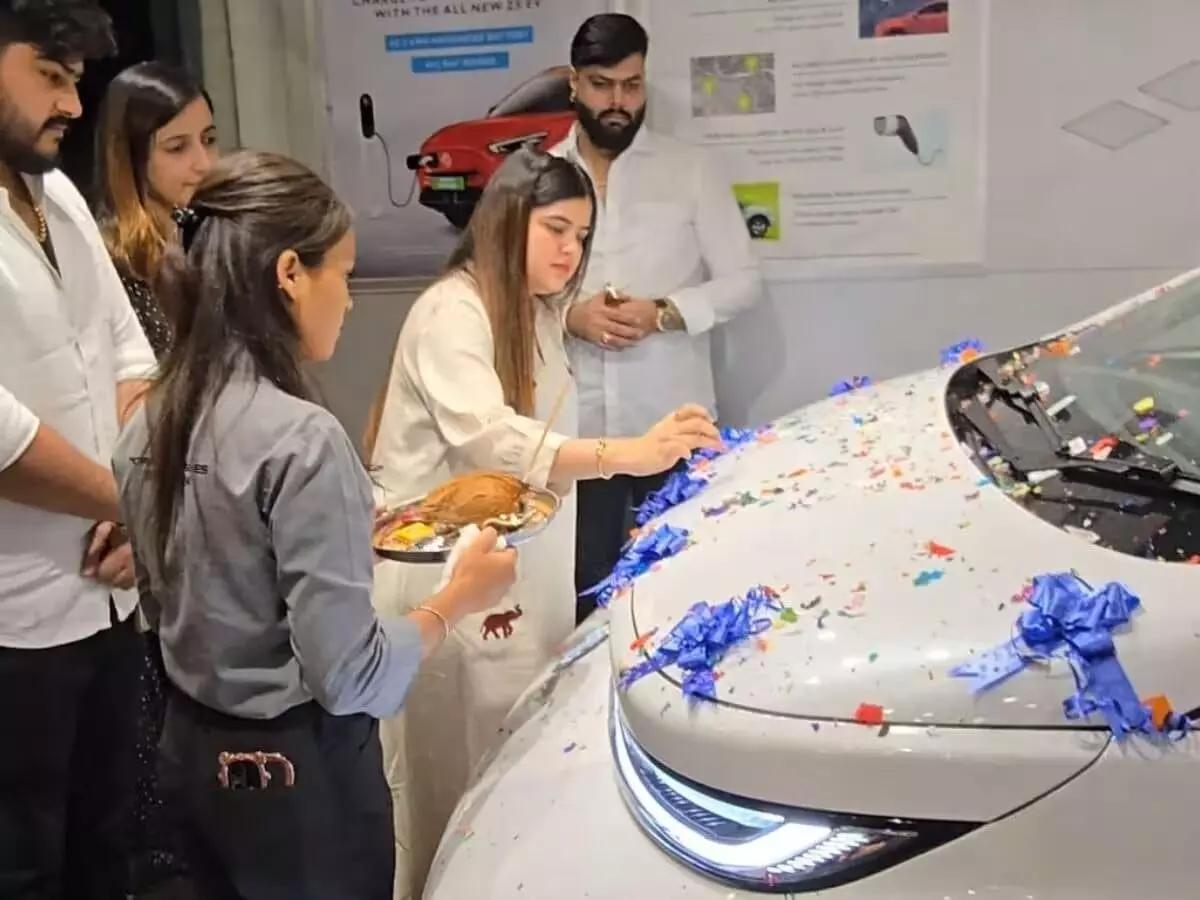 Tata Motors: ఎలక్ట్రిక్ కార్ల విక్రయాలలో నంబర్ వన్ స్థానాన్ని నిలబెట్టుకున్న టాటా మోటార్స్ Tata Motors: ఎలక్ట్రిక్ కార్ల విక్రయాలలో నంబర్ వన్ స్థానాన్ని నిలబెట్టుకున్న టాటా మోటార్స్