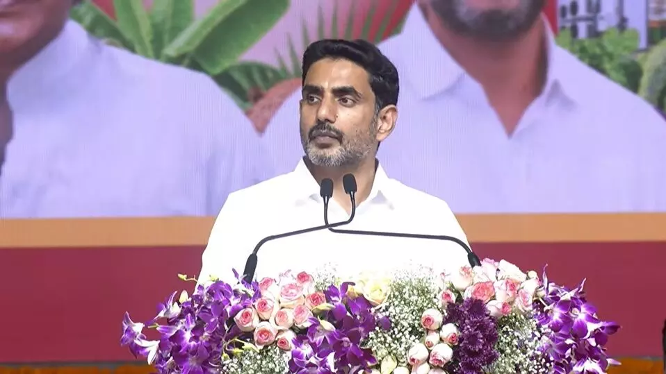 Lokesh: రాయలసీమ వ్యవసాయ ఉత్పత్తులు విదేశాలకు.. గ్లోబల్ హార్టికల్చర్ హబ్, ఐఎస్ఏతో ప్రాంత రూపురేఖలు మారనున్నాయి: మంత్రి నారా లోకేశ్ Lokesh: రాయలసీమ వ్యవసాయ ఉత్పత్తులు విదేశాలకు.. గ్లోబల్ హార్టికల్చర్ హబ్, ఐఎస్ఏతో ప్రాంత రూపురేఖలు మారనున్నాయి: మంత్రి నారా లోకేశ్