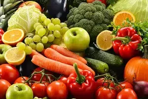 Eat Fruits and Vegetables Every Day: రోజూ పండ్లు, కూరగాయలు తింటున్నారా?.. ఆరోగ్యానికి ఇదే కీలకం Eat Fruits and Vegetables Every Day: రోజూ పండ్లు, కూరగాయలు తింటున్నారా?.. ఆరోగ్యానికి ఇదే కీలకం