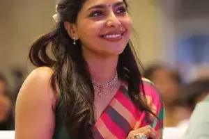 Aishwarya Lekshmi: బన్నీ-అట్లీ రాకాలో నెగెటివ్ రోల్ వార్తలపై నటి ఐశ్వర్య లక్ష్మి క్లారిటీ.. Aishwarya Lekshmi: బన్నీ-అట్లీ రాకాలో నెగెటివ్ రోల్ వార్తలపై నటి ఐశ్వర్య లక్ష్మి క్లారిటీ..