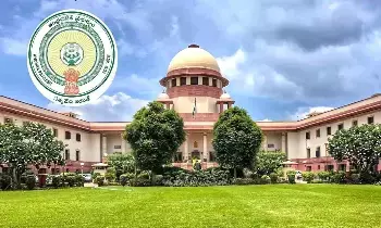34% BC Reservations: బీసీల 34 శాతం రిజర్వేషన్లపై హైకోర్టు తీర్పును సవాలు చేస్తూ సుప్రీంకోర్టులో పిటిషన్ దాఖలు చేసిన ఏపీ ప్రభుత్వం 34% BC Reservations: బీసీల 34 శాతం రిజర్వేషన్లపై హైకోర్టు తీర్పును సవాలు చేస్తూ సుప్రీంకోర్టులో పిటిషన్ దాఖలు చేసిన ఏపీ ప్రభుత్వం