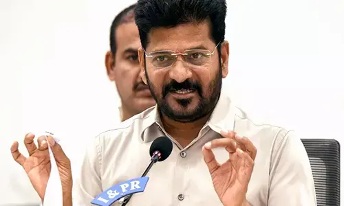 CM Revanth Reddy: విద్య, వైద్య రంగాలపై ప్రతి వారం జిల్లాల వారీగా సమీక్షించాలి: సీఎం రేవంత్రెడ్డి కీలక ఆదేశాలు CM Revanth Reddy: విద్య, వైద్య రంగాలపై ప్రతి వారం జిల్లాల వారీగా సమీక్షించాలి: సీఎం రేవంత్రెడ్డి కీలక ఆదేశాలు