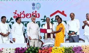 Chandrababu Naidu: 2029 నాటికి రాష్ట్రంలో పేదలందరికీ పక్కా ఇళ్లు – చంద్రబాబు Chandrababu Naidu: 2029 నాటికి రాష్ట్రంలో పేదలందరికీ పక్కా ఇళ్లు – చంద్రబాబు
