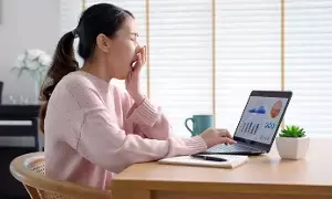 Cut Down on Prolonged Sitting:  ఎక్కువసేపు కూర్చోవడం తగ్గించాలి.. చురుకైన జీవనశైలే ఆరోగ్యానికి రక్షణ