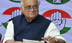 Congress: సీఈసీ జ్ఞానేశ్‌కుమార్‌ రాజీనామా చేయాలి.. దేశానికి భారంగా మారారు: కాంగ్రెస్