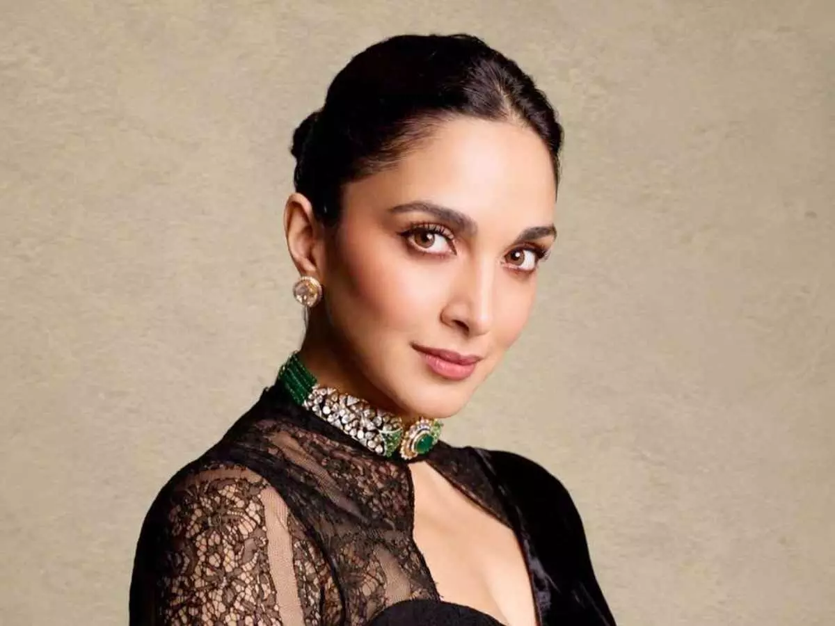 Kiara Advani: కియారా అద్వానీకి మరోసారి గుడ్ న్యూస్.. రెండో బిడ్డకు తల్లికాబోతున్న నటి Kiara Advani: కియారా అద్వానీకి మరోసారి గుడ్ న్యూస్.. రెండో బిడ్డకు తల్లికాబోతున్న నటి