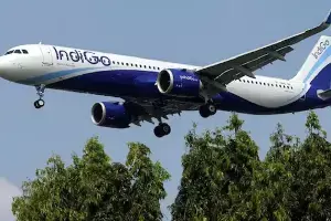 Flight Fare: ఆకాశంలో ఎగరడం కాస్త కాస్ట్లీ.. టికెట్ రేట్లు పెంచేస్తున్న ఎయిర్లైన్స్ Flight Fare: ఆకాశంలో ఎగరడం కాస్త కాస్ట్లీ.. టికెట్ రేట్లు పెంచేస్తున్న ఎయిర్లైన్స్