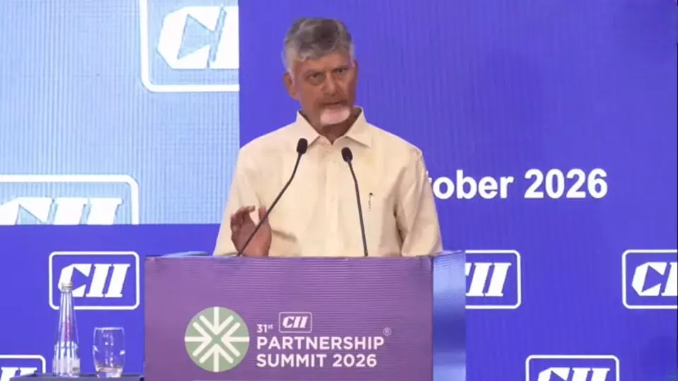 CM Nara Chandrababu Naidu: డిజిటల్ మౌలిక సదుపాయాల్లో ఇండియా నెంబర్ వన్.. ఏపీలో పెట్టుబడులే లక్ష్యం: సీఎం చంద్రబాబు CM Nara Chandrababu Naidu: డిజిటల్ మౌలిక సదుపాయాల్లో ఇండియా నెంబర్ వన్.. ఏపీలో పెట్టుబడులే లక్ష్యం: సీఎం చంద్రబాబు