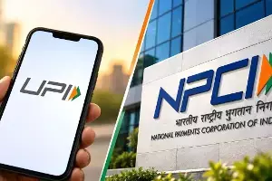 UPI: పండగల పూట వ్యాపారులకు బిగ్ రిలీఫ్.. యూపీఐ చార్జీల అమలు వాయిదా UPI: పండగల పూట వ్యాపారులకు బిగ్ రిలీఫ్.. యూపీఐ చార్జీల అమలు వాయిదా