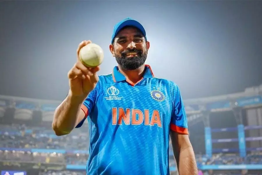 India Coach Clarifies: భువీకి దక్కిన ఛాన్స్.. షమీకి ఎందుకు ఇవ్వలేదు?: టీమిండియా కోచ్ క్లారిటీ.. India Coach Clarifies: భువీకి దక్కిన ఛాన్స్.. షమీకి ఎందుకు ఇవ్వలేదు?: టీమిండియా కోచ్ క్లారిటీ..