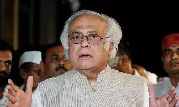 Congress: జ్ఞానేష్‌గేట్‌ ప్రభావంతో మోదీ వెనకడుగు? అమెరికా వీసా ఆంక్షలపై స్పందించరన్న కాంగ్రెస్‌