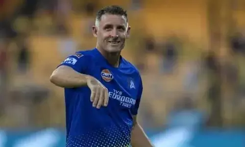 Michael Hussey: సీఎస్కేలో ముగిసిన మిస్టర్ క్రికెట్ శకం: 15 ఏళ్ల అనుబంధానికి మైఖేల్ హస్సీ వీడ్కోలు.. Michael Hussey: సీఎస్కేలో ముగిసిన మిస్టర్ క్రికెట్ శకం: 15 ఏళ్ల అనుబంధానికి మైఖేల్ హస్సీ వీడ్కోలు..