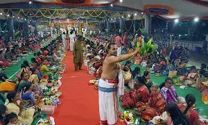 Sri Mahalakshmi Deepa Puja: కుప్పంలో అక్టోబరు 20న వైభవంగా శ్రీ మహాలక్ష్మీ దీపపూజ Sri Mahalakshmi Deepa Puja: కుప్పంలో అక్టోబరు 20న వైభవంగా శ్రీ మహాలక్ష్మీ దీపపూజ