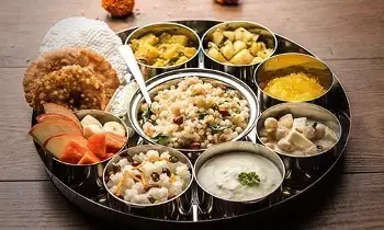Navratri Fasting:  నవరాత్రి ఉపవాస దీక్షలు: భక్తితో పాటు ఆరోగ్యం పదిలం.. 9 రోజులు ఏం తినాలి?