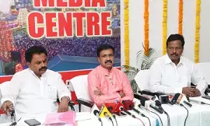 ‘Venkatadri’ App: భక్తుల కోసం ‘వేంకటాద్రి’ యాప్.. టీటీడీ కొత్త సేవలు ‘Venkatadri’ App: భక్తుల కోసం ‘వేంకటాద్రి’ యాప్.. టీటీడీ కొత్త సేవలు