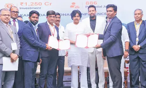 Pawan Kalyan:  పవన్‌ కల్యాణ్‌: ఏపీకి పెట్టుబడుల వెల్లువ.. 7.1 లక్షల ఉద్యోగాల క