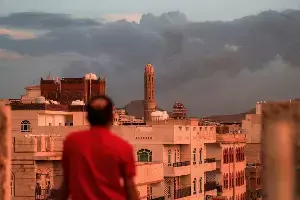 Houthis: అరామ్కో కార్యాలయమే లక్ష్యంగా హూతీలు.. సనాపై దాడులకు ప్రతీకార చర్య
