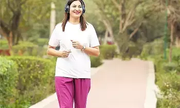 10-Minute Walk After Meals:  భోజనం చేసిన తర్వాత 10 నిమిషాల వాక్.. షుగర్ రోగులకు ఎన్నో అద్భుత ప్రయోజనాలు..