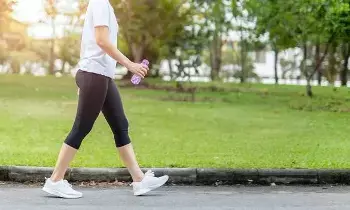 Walk Daily According to WHO Guidelines: పరిగెత్తడం కాదు..నడవండి..   WHO రూల్స్ ప్రకారం  రోజుకు ఎంతసేపు నడవాలో తెలుసా?