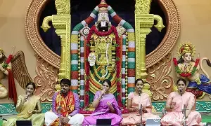 Srivari Navaratri Brahmotsavams: శ్రీవారి నవరాత్రి బ్రహ్మోత్సవాల్లో ఆధ్యాత్మిక వైభవం Srivari Navaratri Brahmotsavams: శ్రీవారి నవరాత్రి బ్రహ్మోత్సవాల్లో ఆధ్యాత్మిక వైభవం